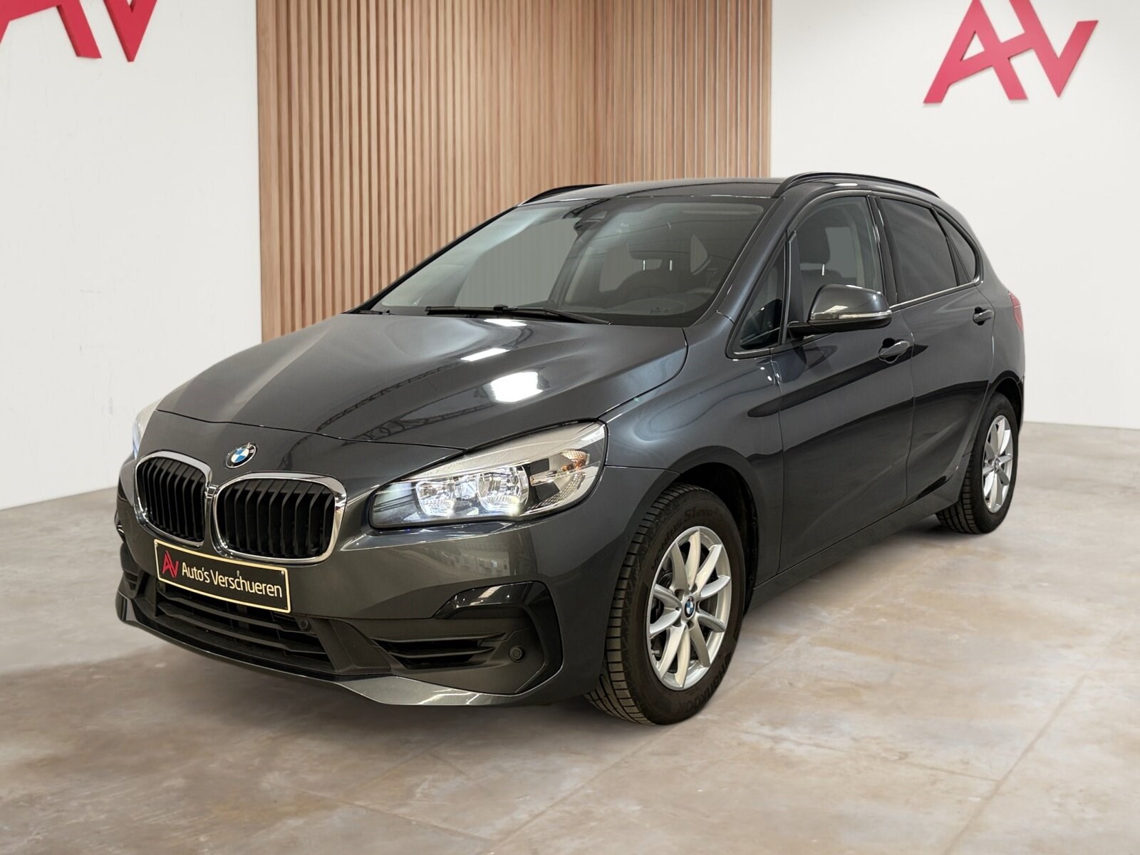 BMW 218