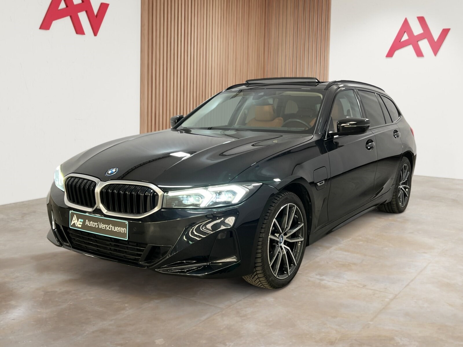 BMW 330