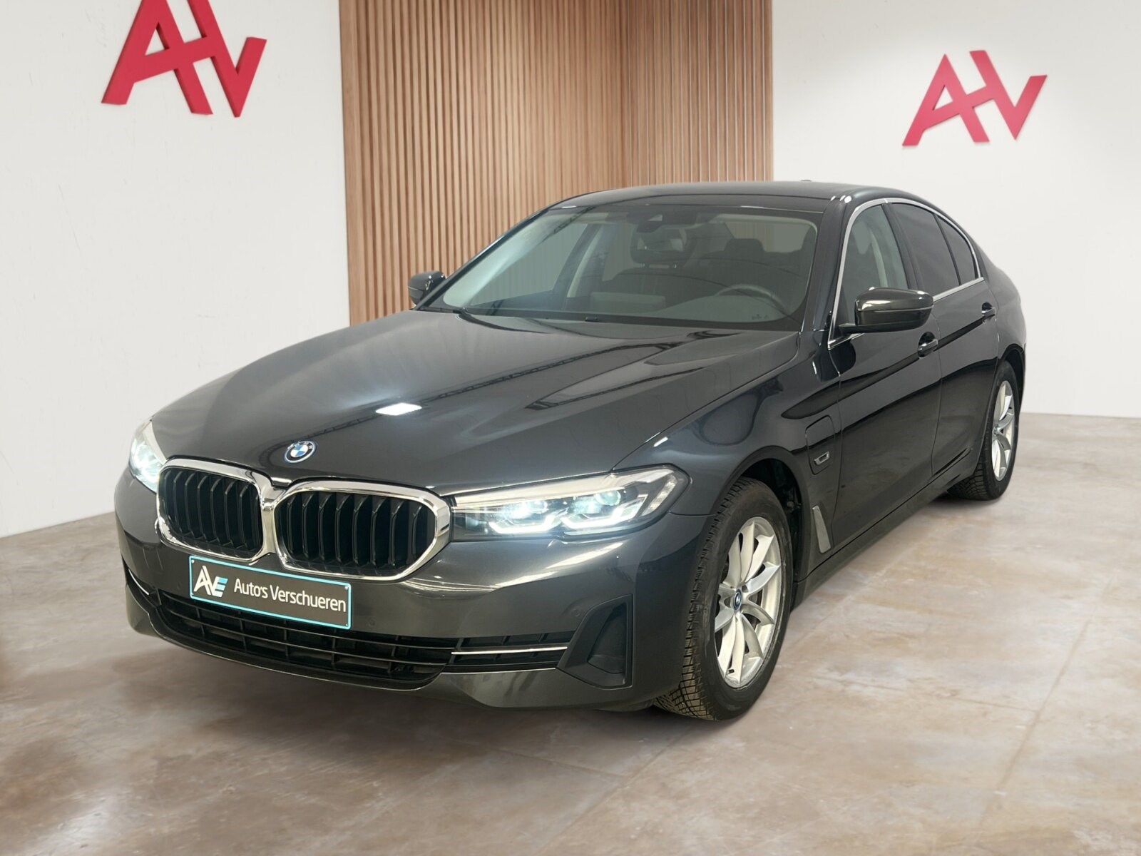 BMW 530
