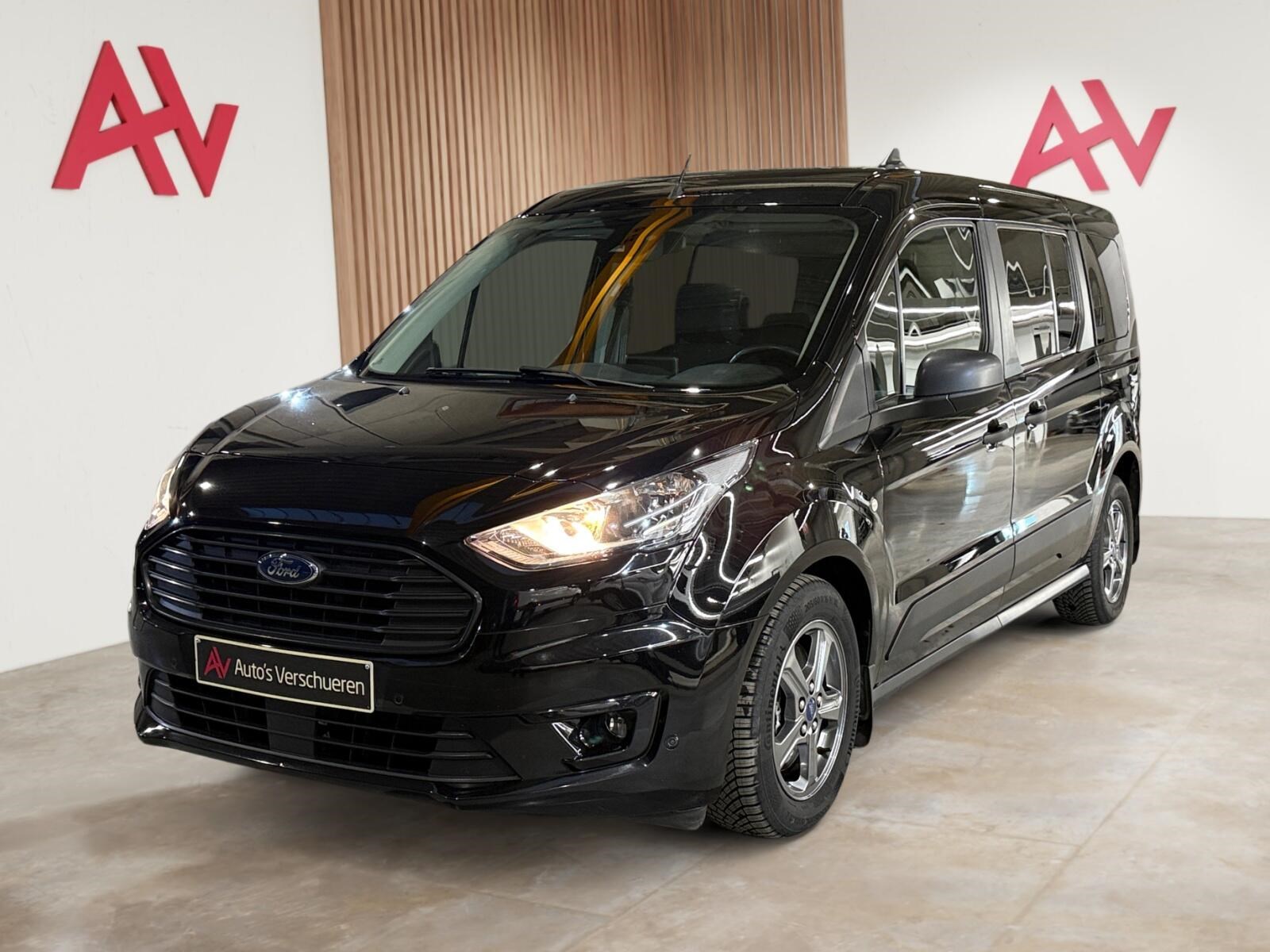 Ford Grand Tourneo