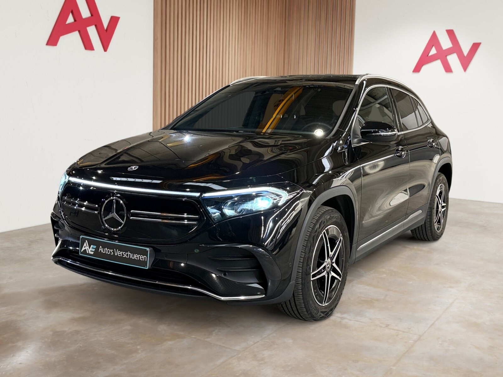 Mercedes-Benz EQA 300