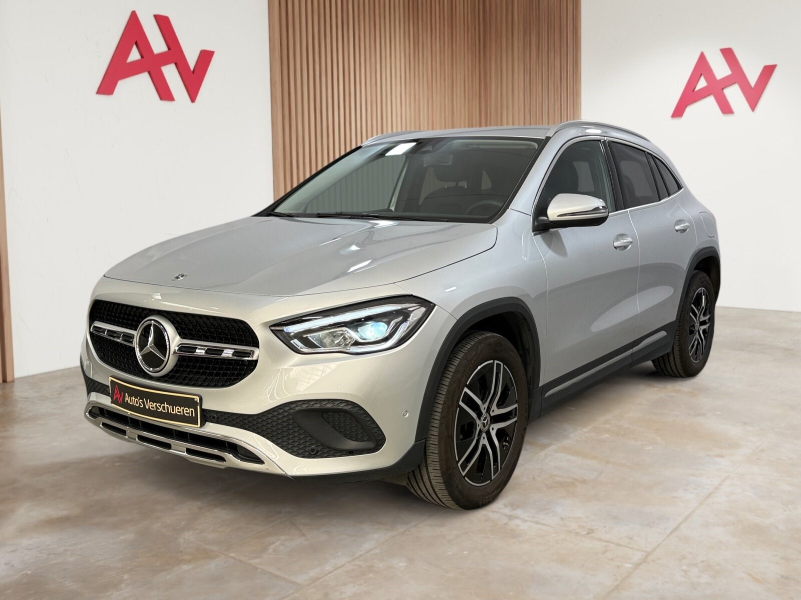 Mercedes-Benz GLA 200